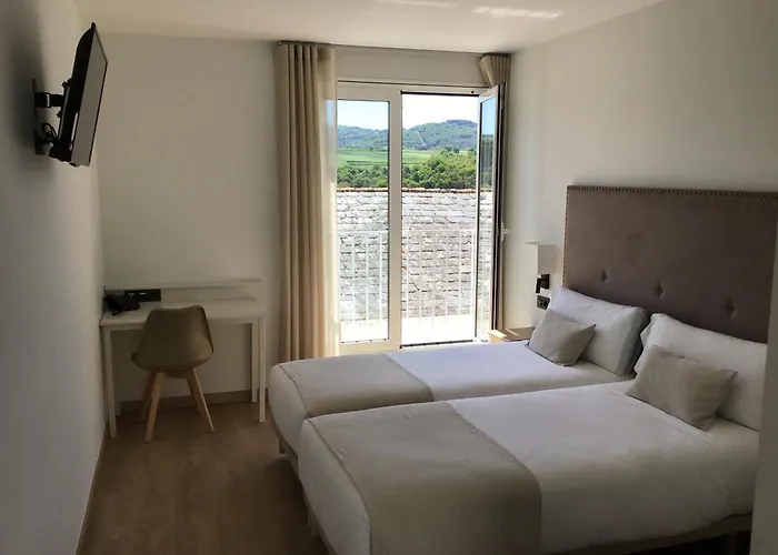 מלון Vistalegre Hotel-spa 2*